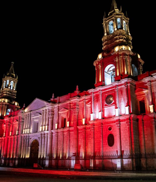 CATEDRAL BLANCO Y ROJO